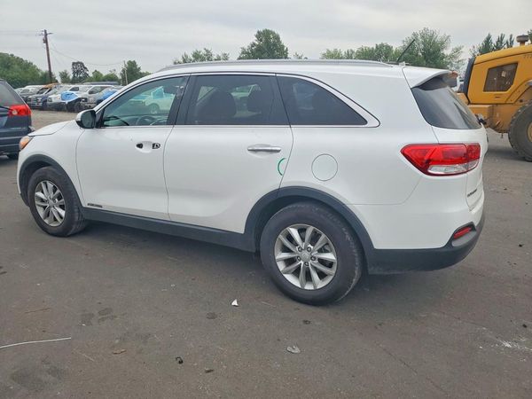 2016 KIA SORENTO L / LX
