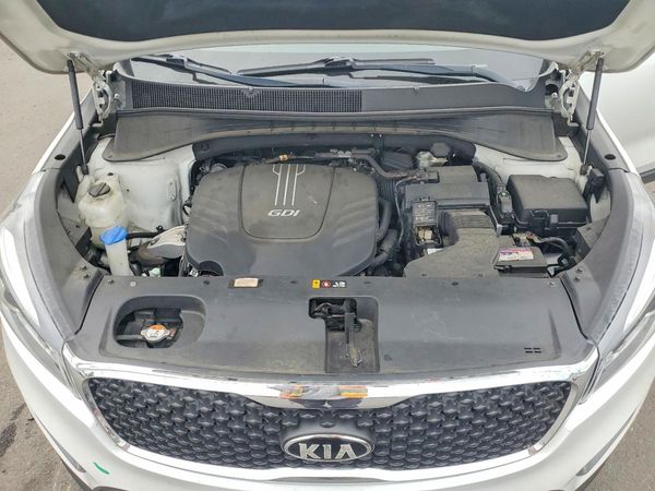 2016 KIA SORENTO L / LX