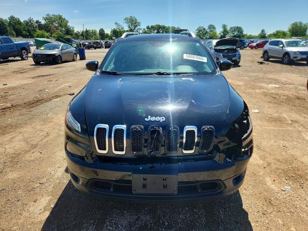 2017 JEEP CHEROKEE LATITUDE 4X4
