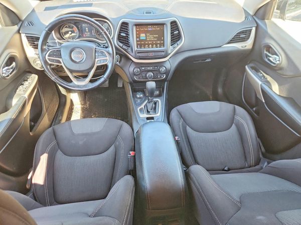 2017 JEEP CHEROKEE LATITUDE 4X4