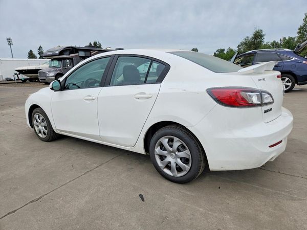 2013 MAZDA 3 SV/Base
