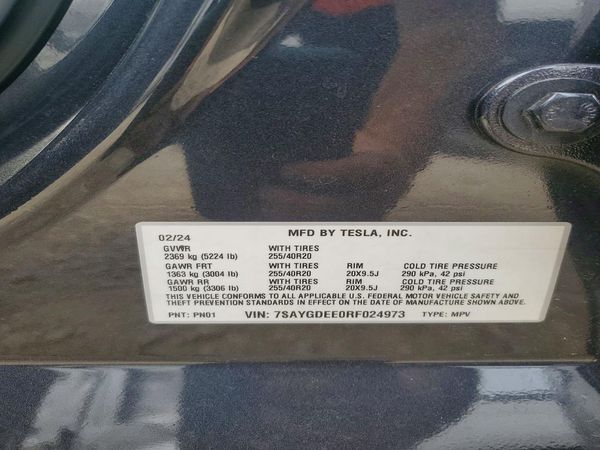 2024 TESLA MODEL Y