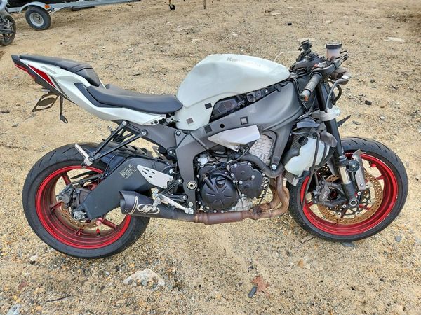 2025 KAWASAKI ZX636