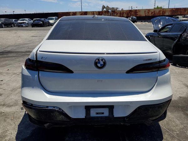 2024 BMW I7 eDrive50