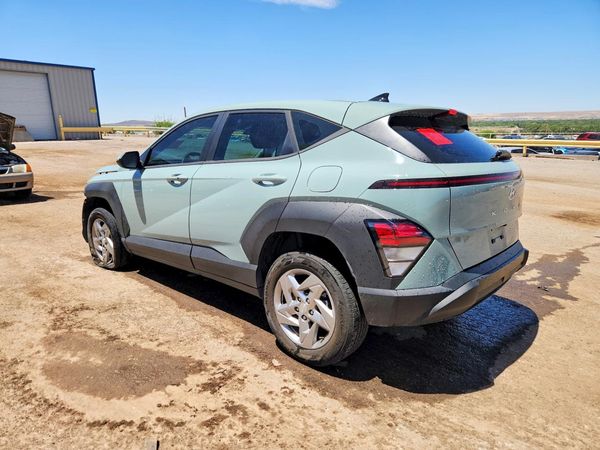 2024 HYUNDAI KONA SE