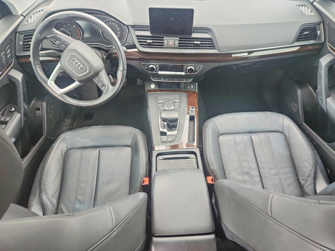 2020 AUDI Q5