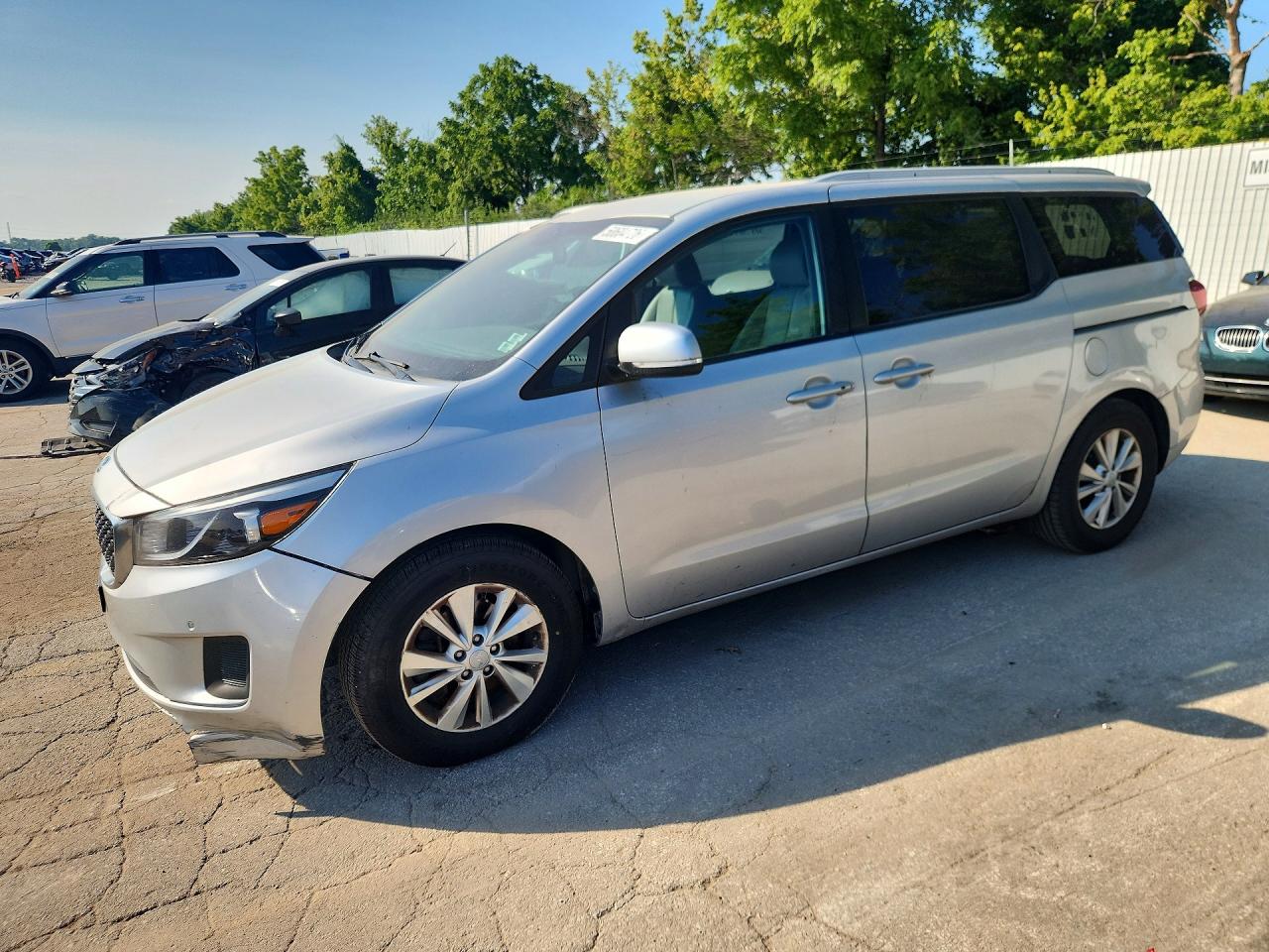 2017 KIA SEDONA LX