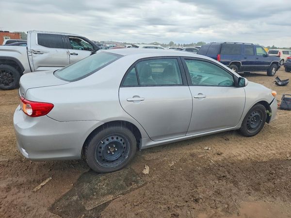2012 TOYOTA COROLLA