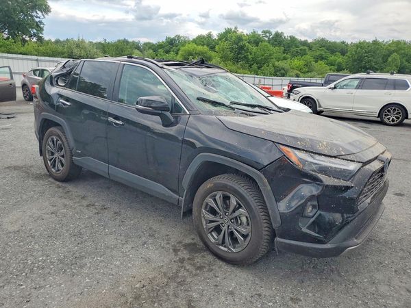 2024 TOYOTA RAV4 Limited
