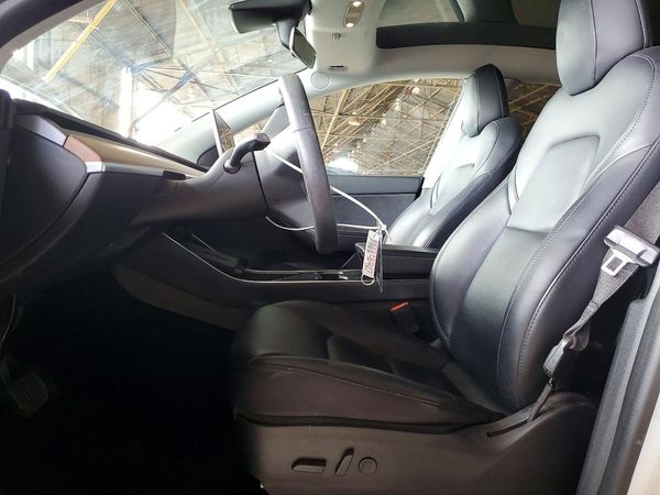 2020 TESLA MODEL Y