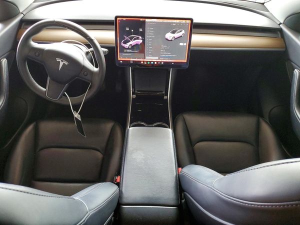2020 TESLA MODEL Y