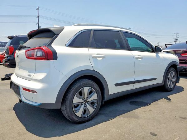 2018 KIA NIRO