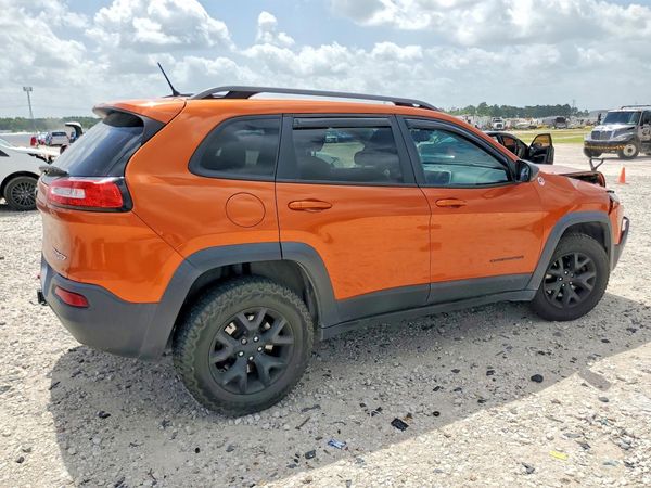 2015 JEEP CHEROKEE TRAILHAWK 4X4
