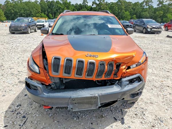2015 JEEP CHEROKEE TRAILHAWK 4X4