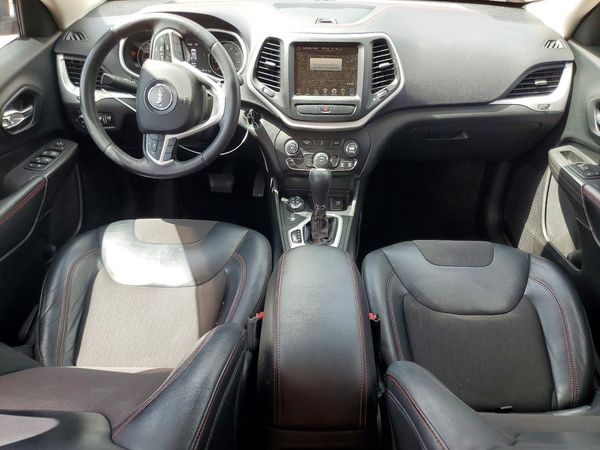2015 JEEP CHEROKEE TRAILHAWK 4X4