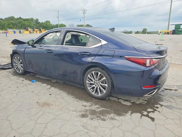 2019 LEXUS ES