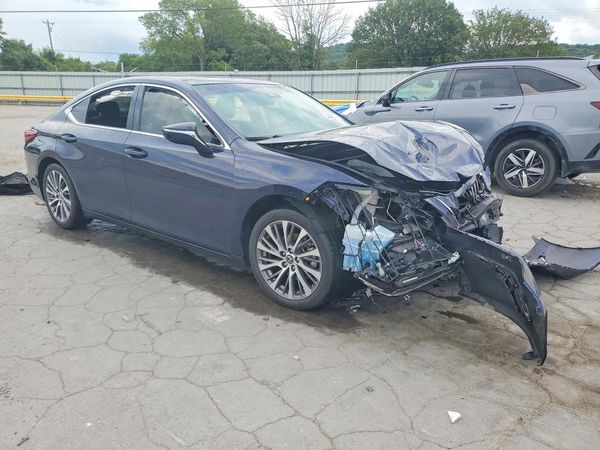 2019 LEXUS ES