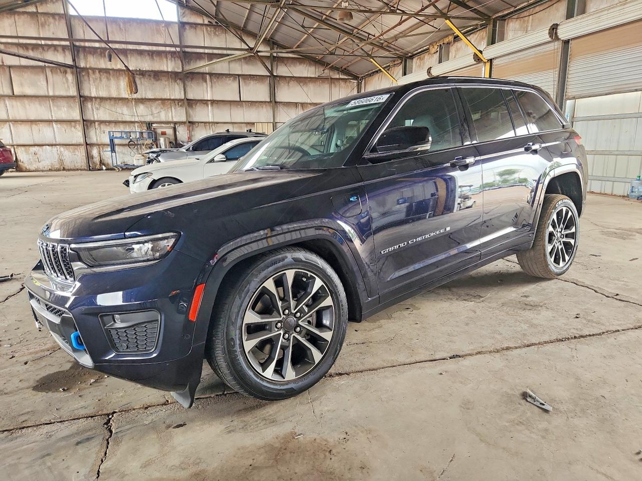 2022 JEEP GRAND CHEROKEE Overland 4XE