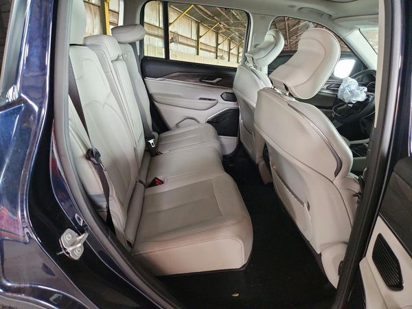 2022 JEEP GRAND CHEROKEE Overland 4XE