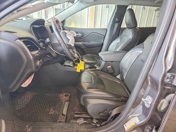 2019 JEEP CHEROKEE LATITUDE PLUS FWD