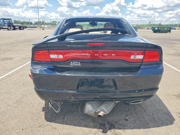 2014 DODGE CHARGER SE