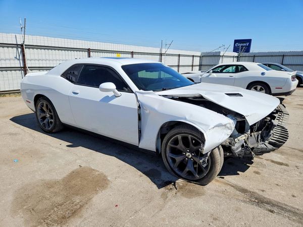 2018 DODGE CHALLENGER SXT