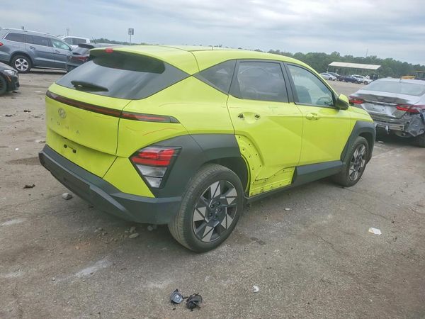 2024 HYUNDAI KONA SE