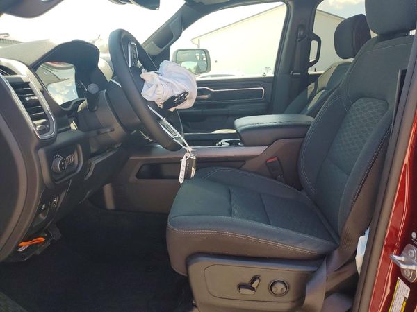 2025 RAM 1500 Big Horn/Lonestar