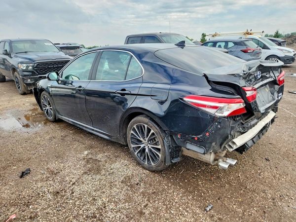 2020 TOYOTA CAMRY SE Hybrid