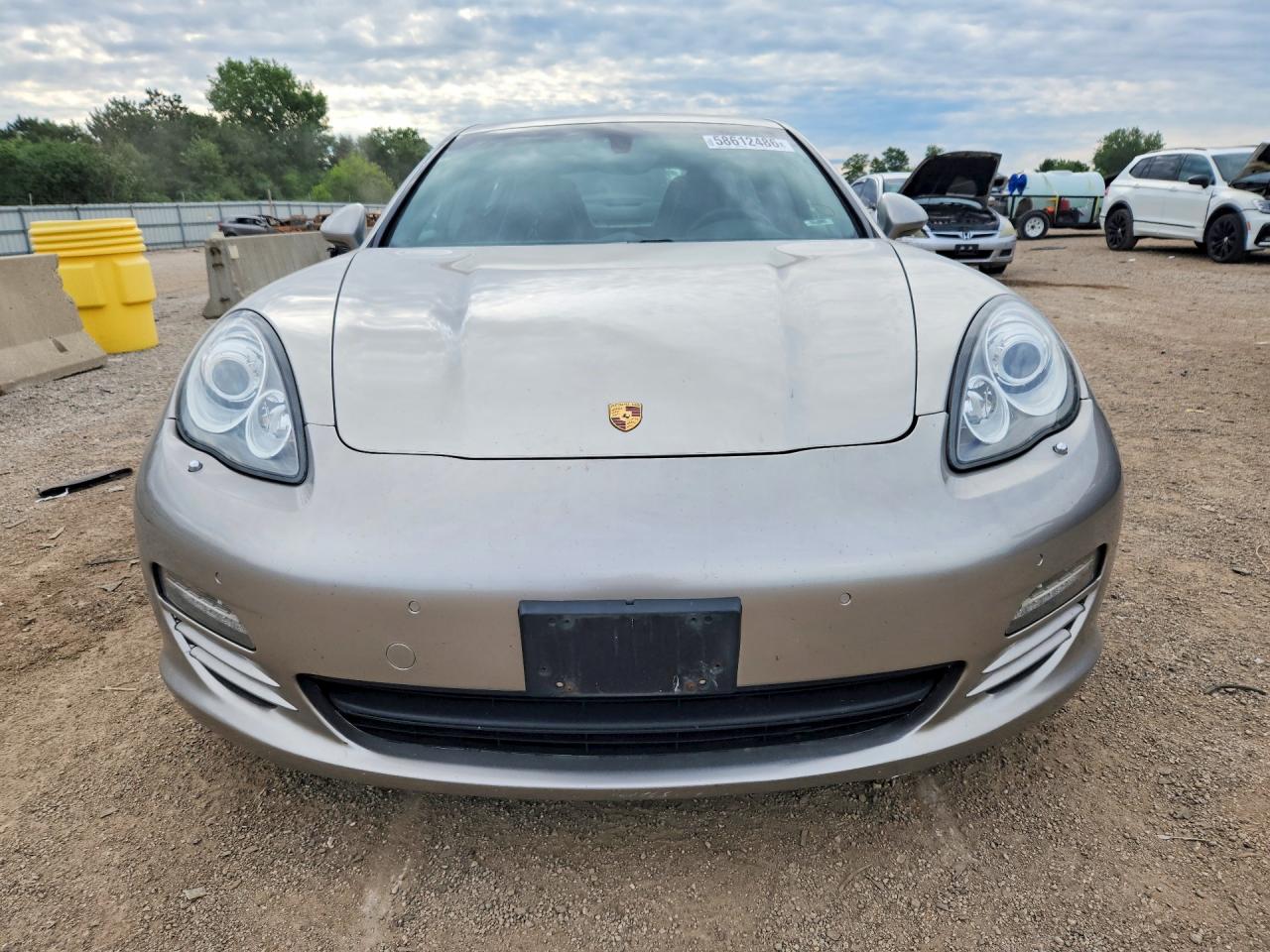 2013 PORSCHE PANAMERA Base (2WD), 4 (4WD)