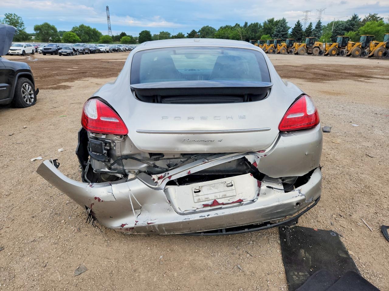 2013 PORSCHE PANAMERA Base (2WD), 4 (4WD)
