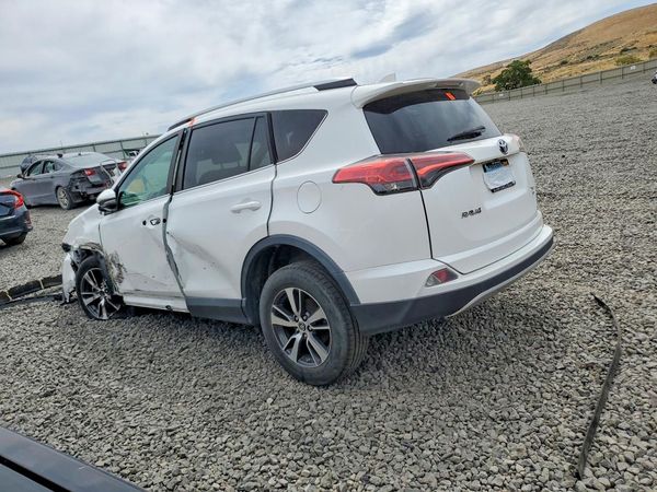 2016 TOYOTA RAV4