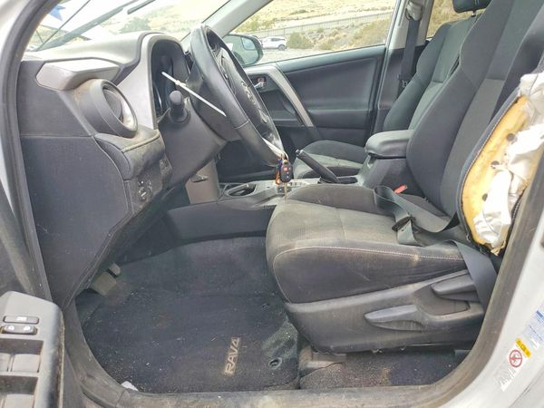 2016 TOYOTA RAV4