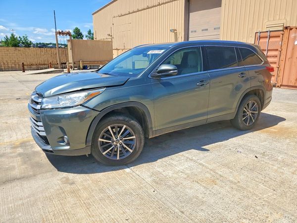 2019 TOYOTA HIGHLANDER SE/XLE
