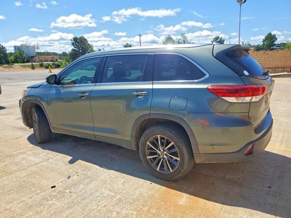 2019 TOYOTA HIGHLANDER SE/XLE