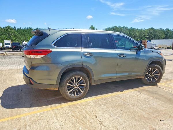 2019 TOYOTA HIGHLANDER SE/XLE