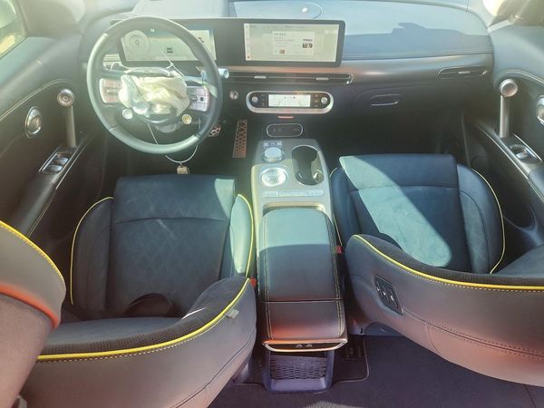 2024 GENESIS GV60 AWD Performance