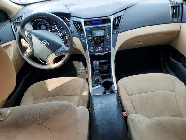 2013 HYUNDAI SONATA GLS/ GLS Popular
