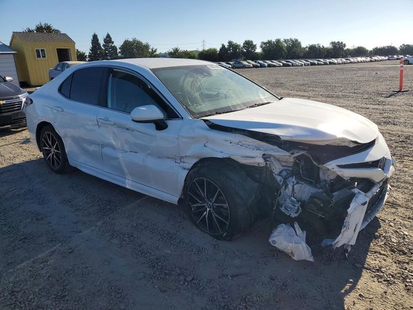 2021 TOYOTA CAMRY