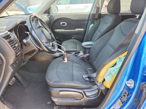 2016 KIA SOUL Exclaim