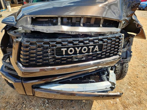 2020 TOYOTA TUNDRA Platinum Grade