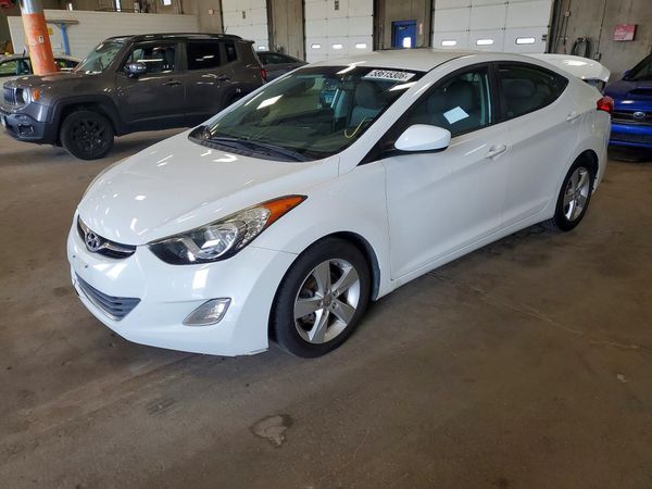 2013 HYUNDAI ELANTRA