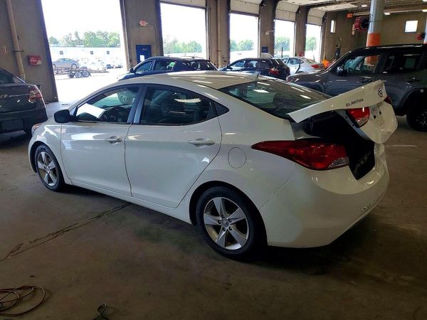 2013 HYUNDAI ELANTRA