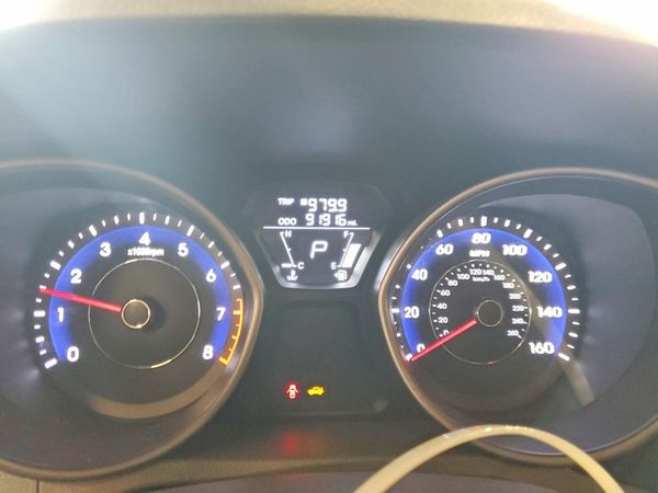 2013 HYUNDAI ELANTRA