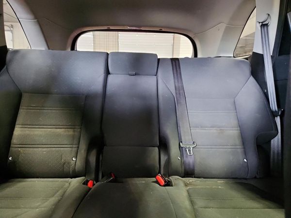 2016 KIA SORENTO L / LX
