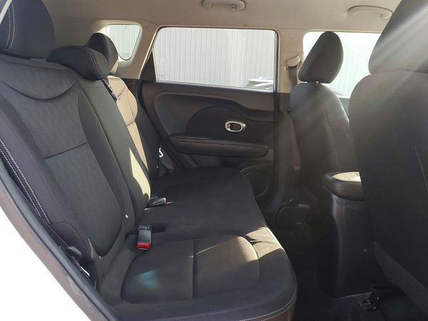 2015 KIA SOUL GL(Middle-low grade)