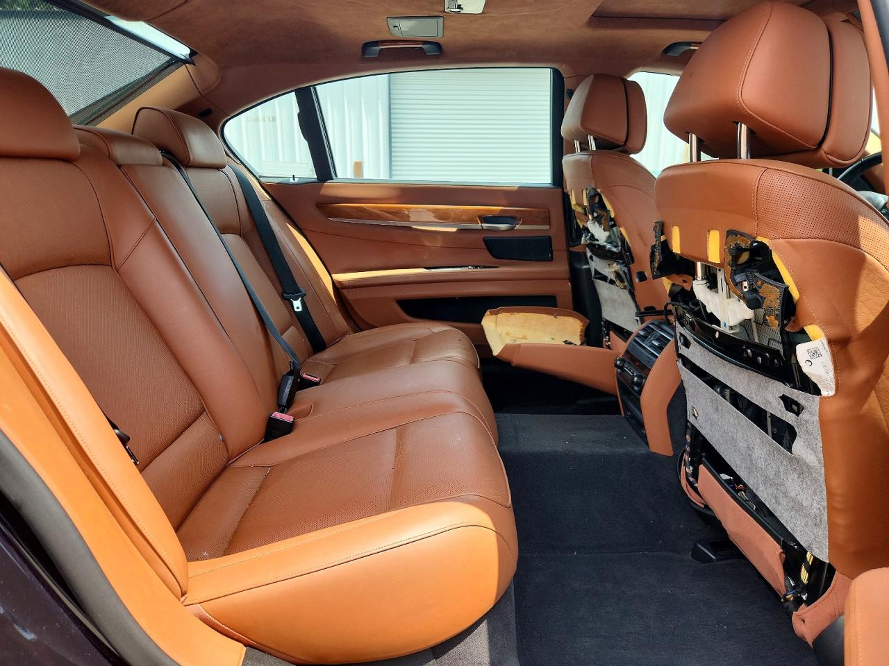 2013 BMW 750 750Li/Alpina B7
