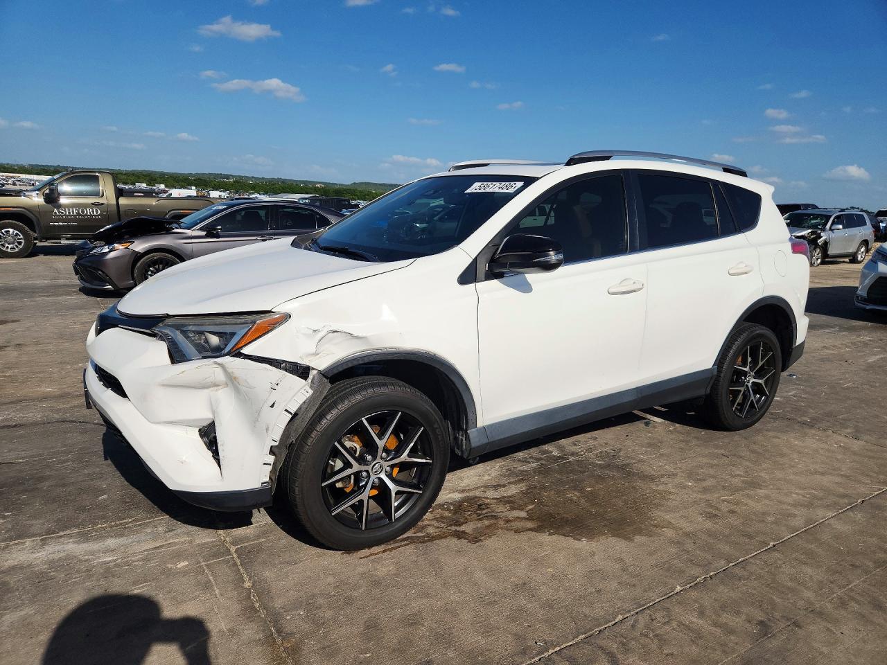 2018 TOYOTA RAV4 SE