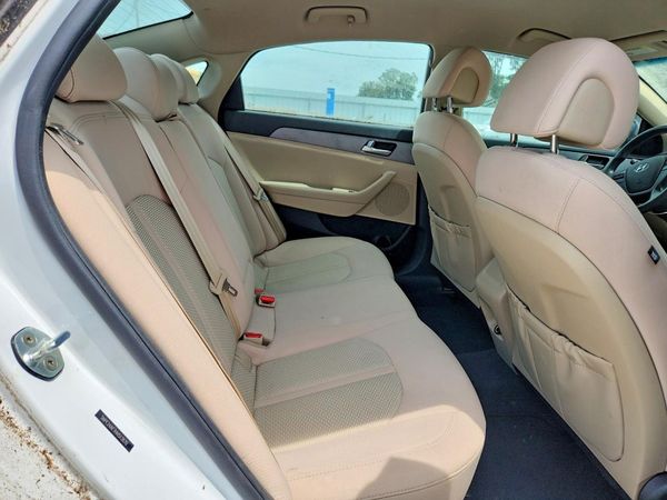 2017 HYUNDAI SONATA SE, Eco
