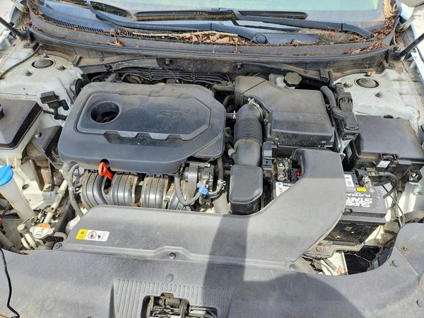 2017 HYUNDAI SONATA SE, Eco